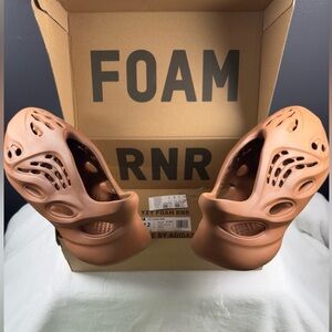 Yeezy Foam Runner “Clay Red” – Size 12